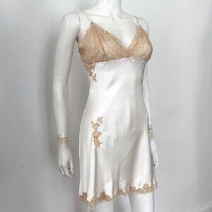 HELEN SANCHEZ LUXURY INTIMATES BRIDAL